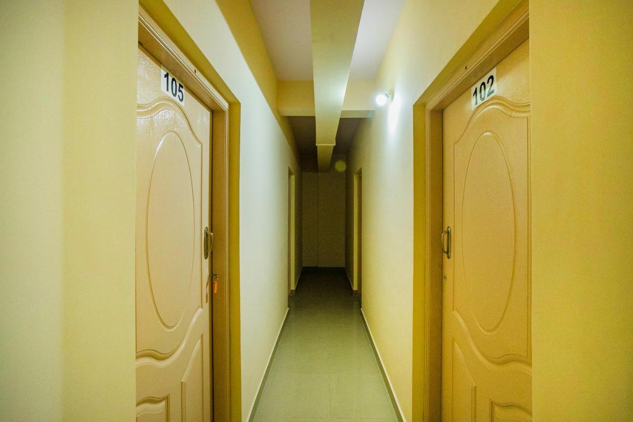 Oyo 25032 Seven Hills Guestline Bangalore Exterior photo
